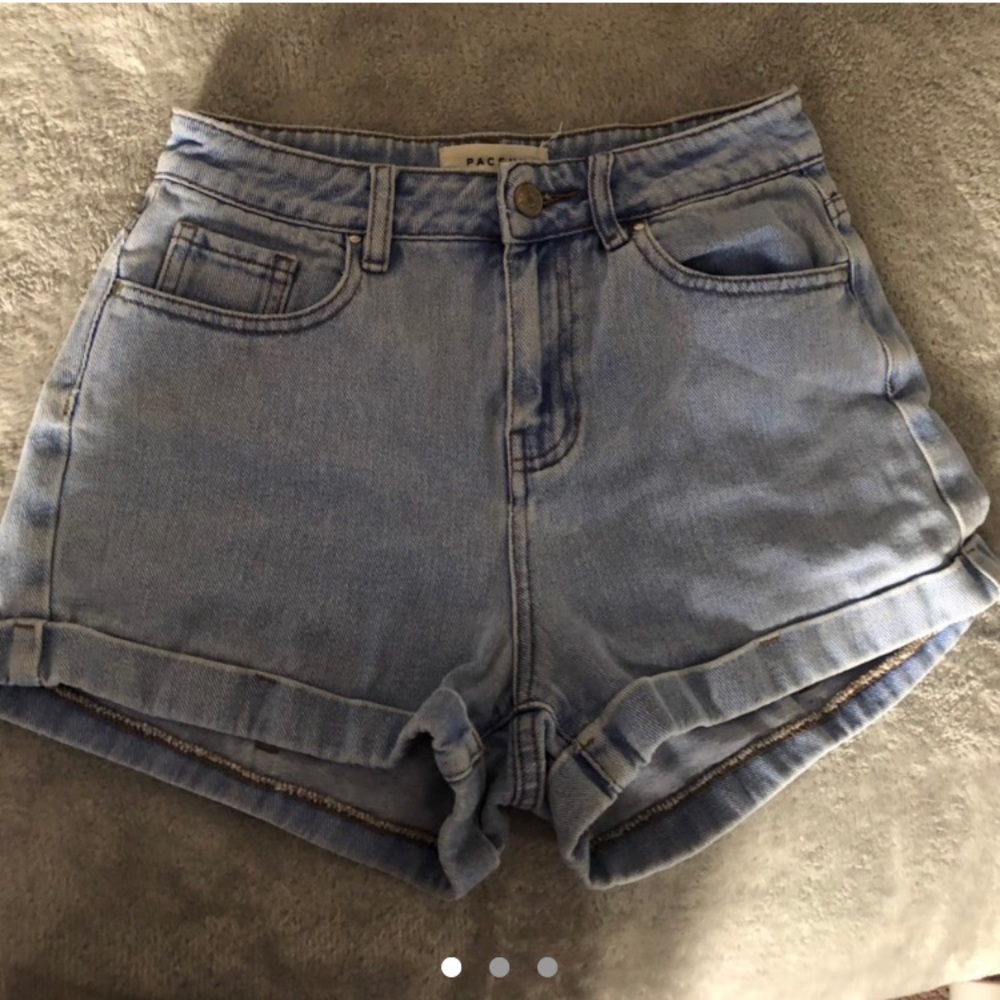 High waisted PacSun shorts